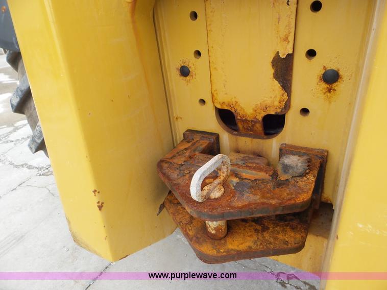 image for item L6943 2013 Caterpillar TH407C telehandler