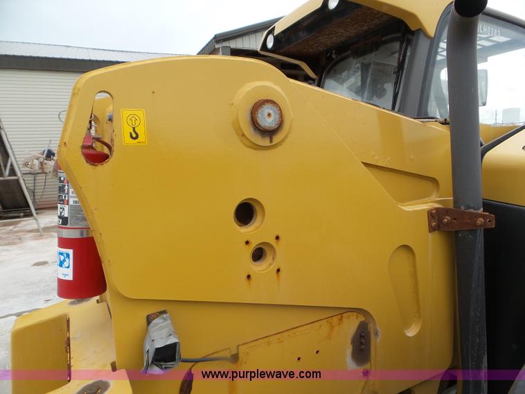 image for item L6943 2013 Caterpillar TH407C telehandler