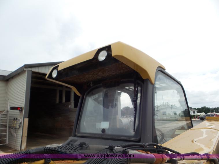 image for item L6943 2013 Caterpillar TH407C telehandler