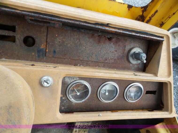 image for item L6948 Ford A-62 wheel loader