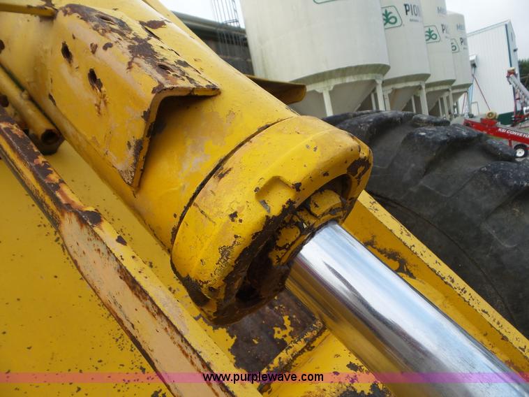 image for item L6948 Ford A-62 wheel loader