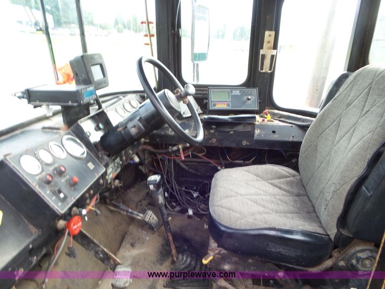 image for item L6949 Ag-Chem TerraGator 1664 self-propelled applicator