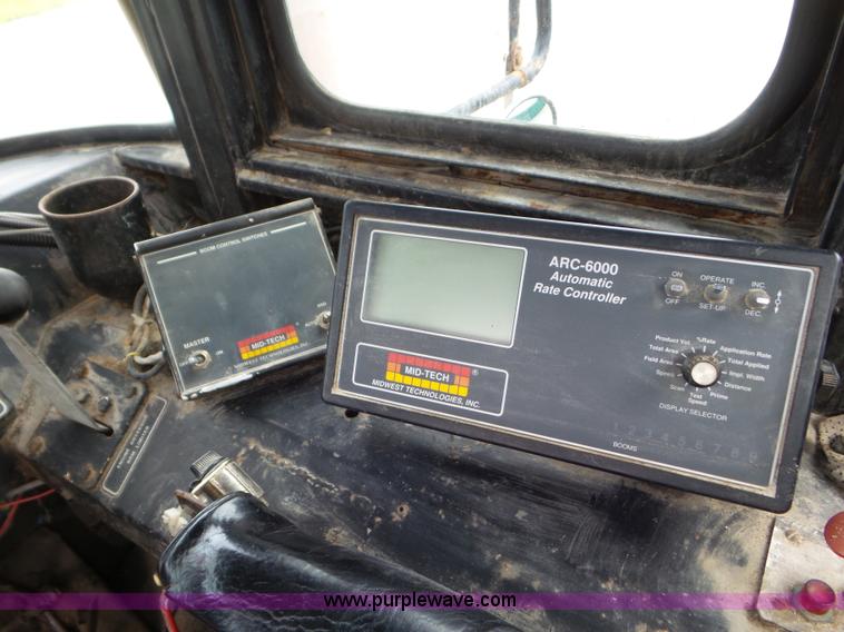 image for item L6949 Ag-Chem TerraGator 1664 self-propelled applicator