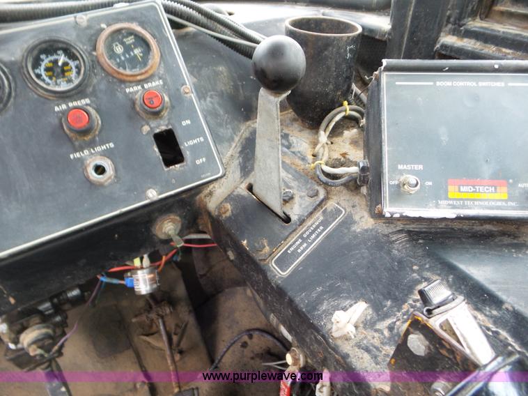 image for item L6949 Ag-Chem TerraGator 1664 self-propelled applicator