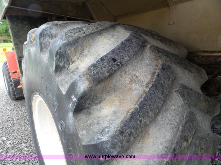 image for item L6949 Ag-Chem TerraGator 1664 self-propelled applicator