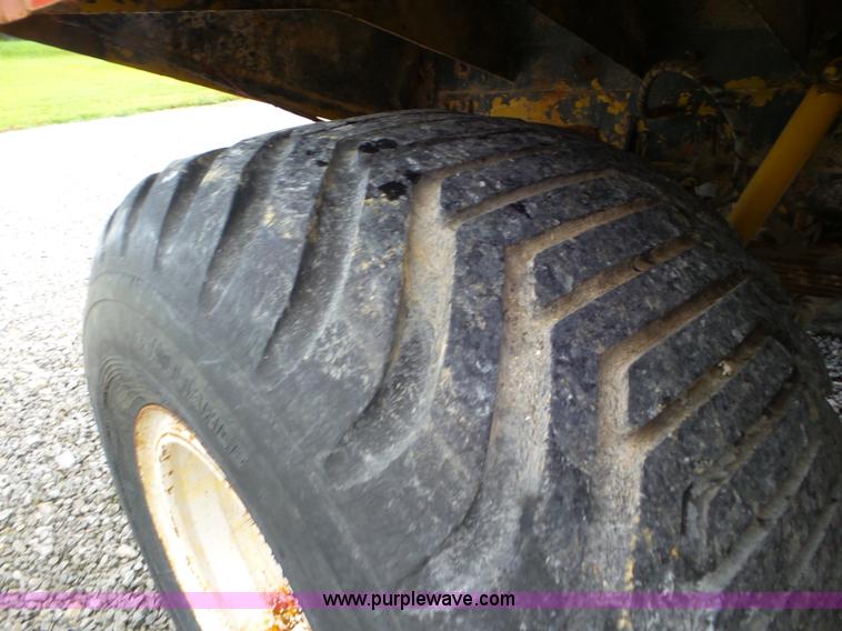 image for item L6949 Ag-Chem TerraGator 1664 self-propelled applicator