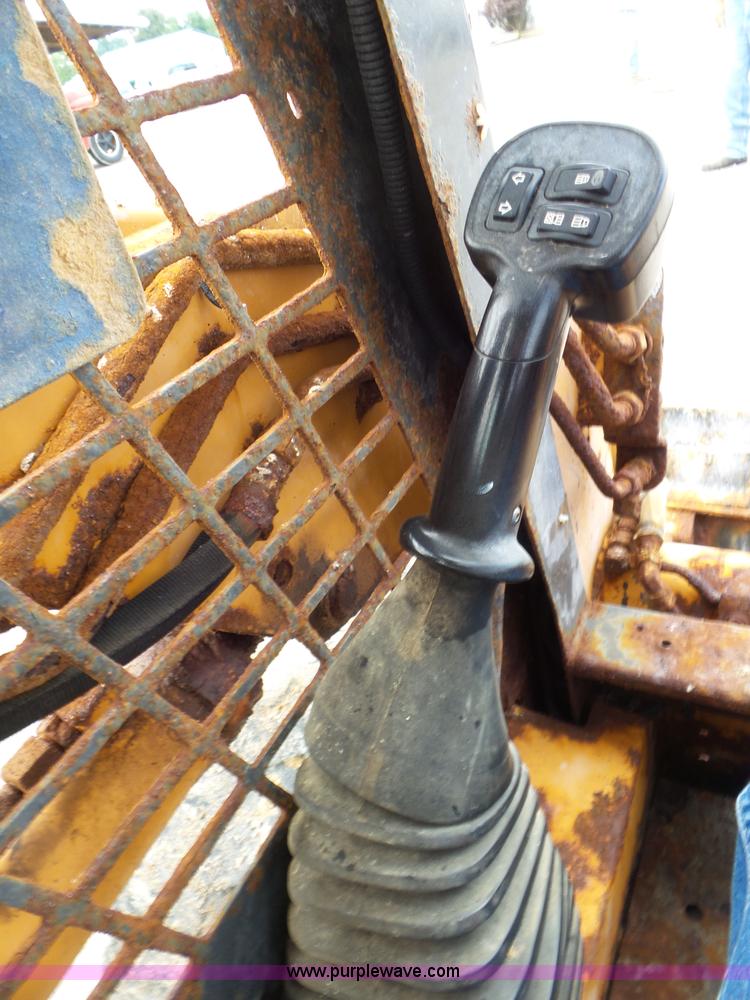 image for item L6950 2006 Case 440 skid steer