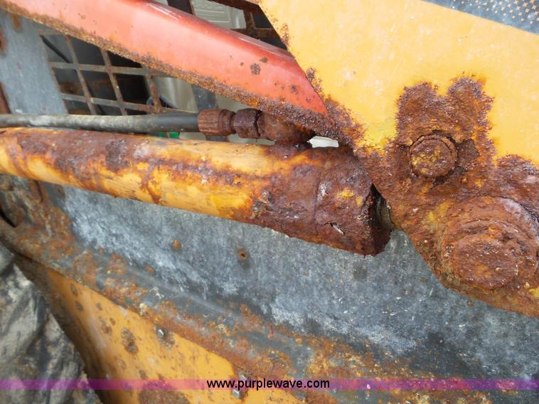 image for item L6950 2006 Case 440 skid steer