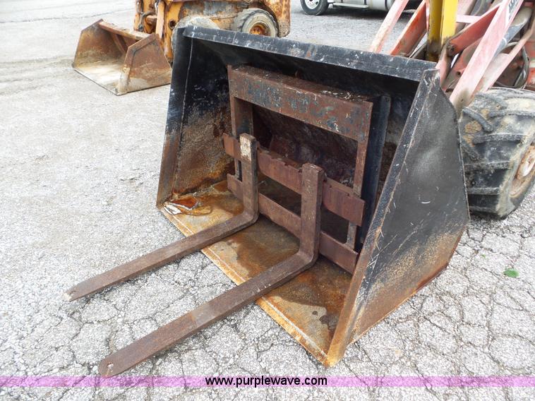 image for item L6951 Willmar Wrangler wheel loader