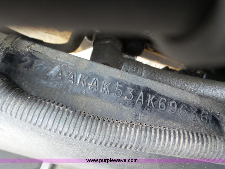 image for item L6953 2003 Sterling M7500 Acterra truck cab and chassis