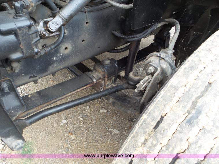 image for item L6953 2003 Sterling M7500 Acterra truck cab and chassis