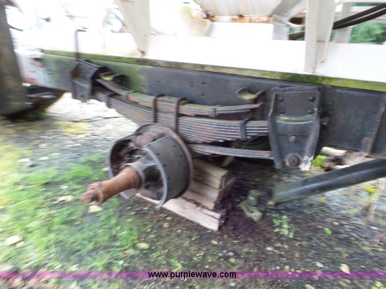 image for item L6956 1983 International 1954 tender truck