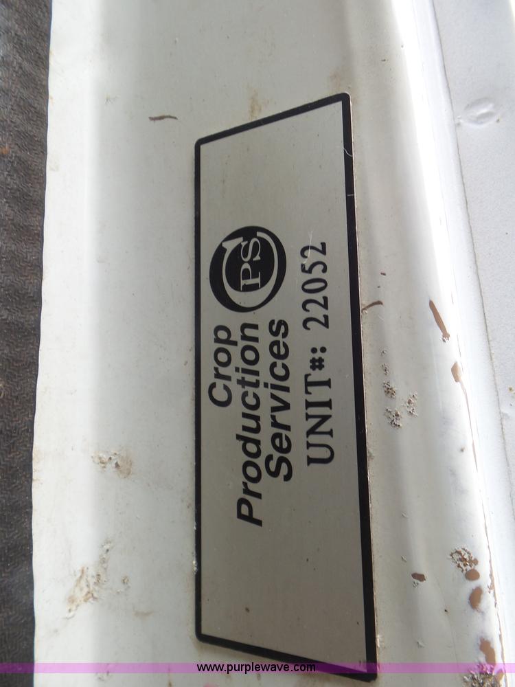 image for item L6956 1983 International 1954 tender truck