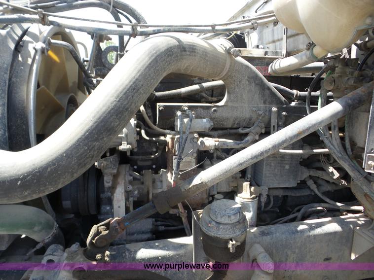 image for item BZ9699 1998 Volvo WG semi truck