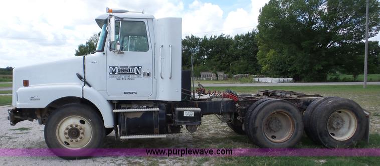 image for item BZ9700 1998 Volvo WG semi truck