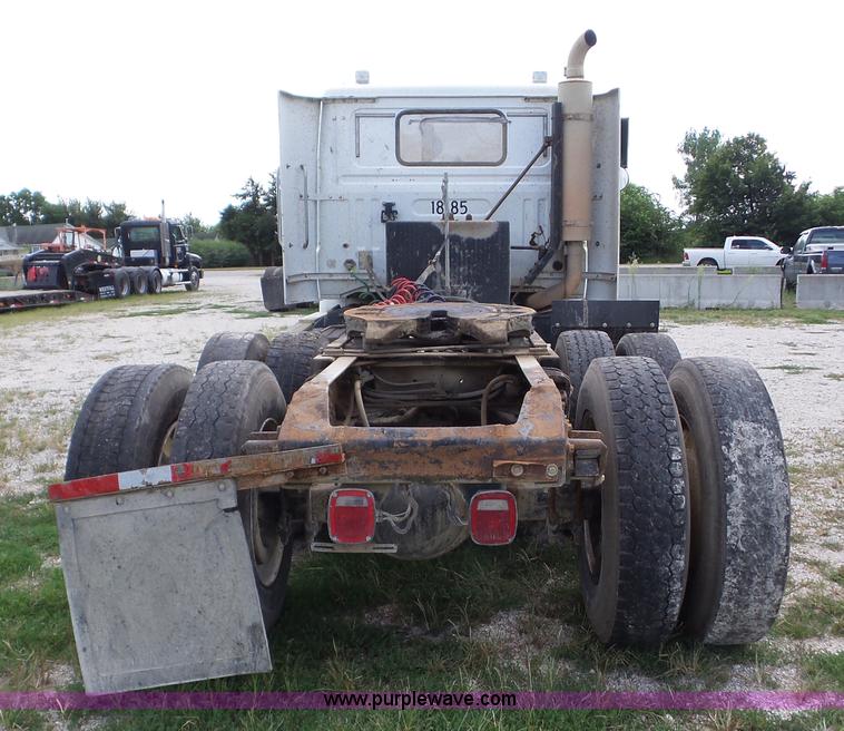 image for item BZ9700 1998 Volvo WG semi truck