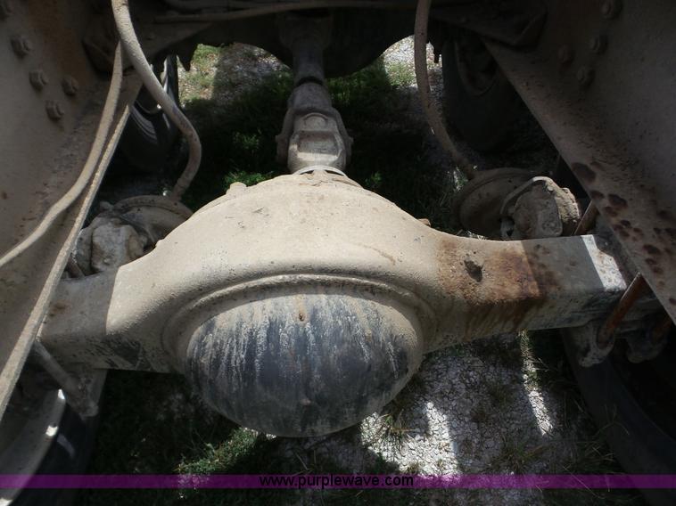 image for item BZ9700 1998 Volvo WG semi truck