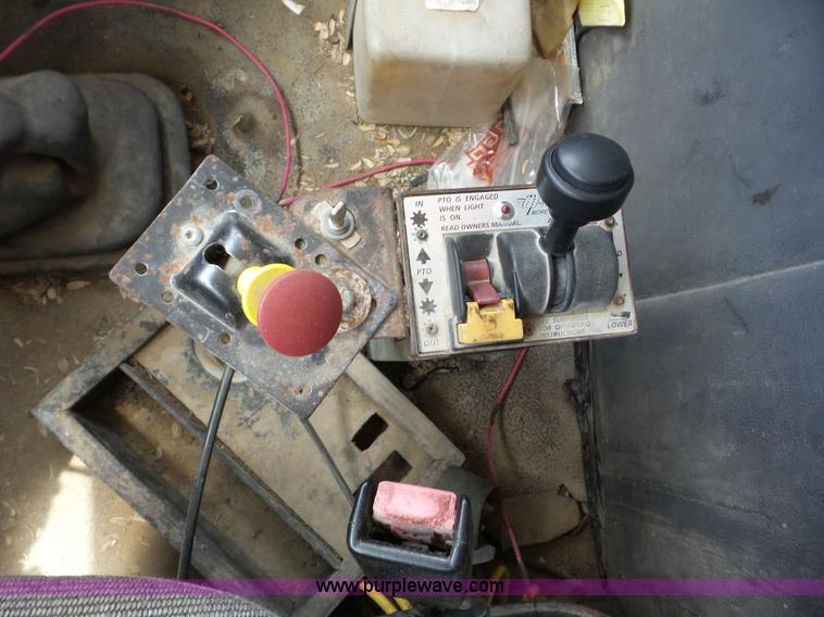 image for item BZ9700 1998 Volvo WG semi truck