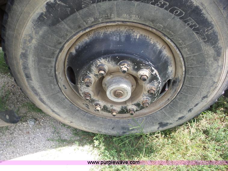 image for item BZ9700 1998 Volvo WG semi truck