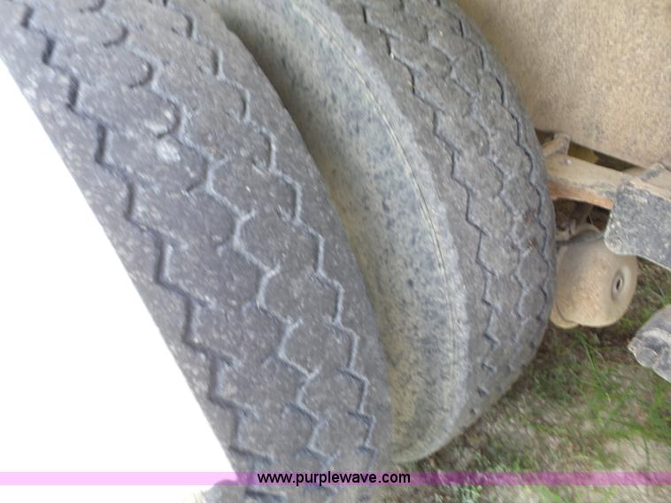 image for item BZ9700 1998 Volvo WG semi truck