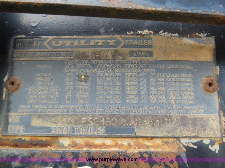 image for item DB4502 1989 Utility FS2CHE flatbed trailer