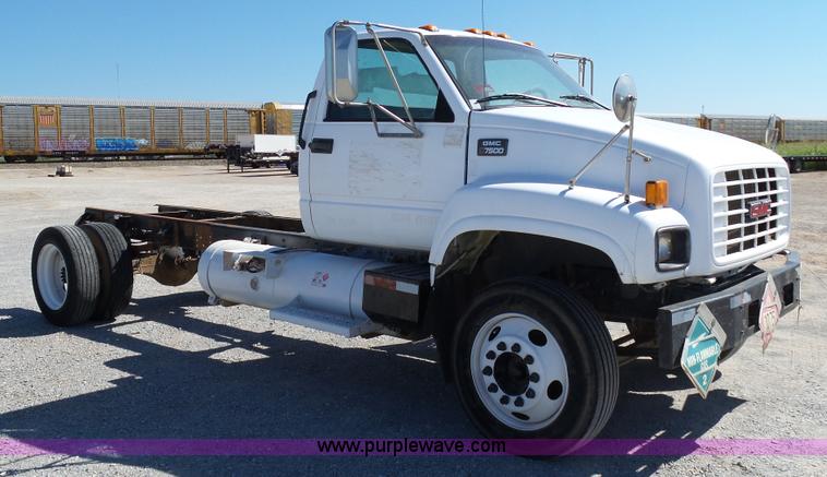 image for item DB4504 1997 GMC C7500 truck cab and chassis