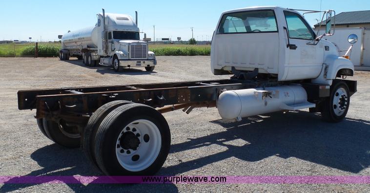 image for item DB4504 1997 GMC C7500 truck cab and chassis