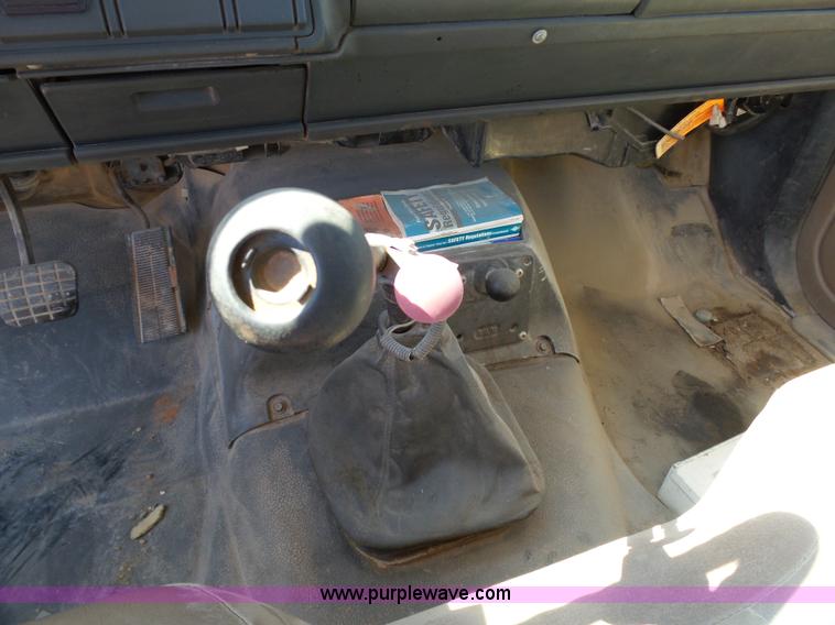 image for item DB4504 1997 GMC C7500 truck cab and chassis