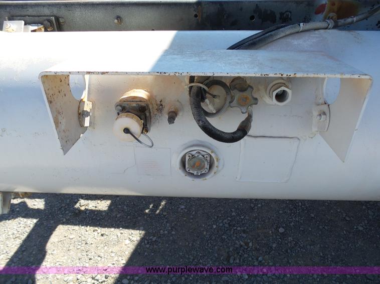 image for item DB4504 1997 GMC C7500 truck cab and chassis