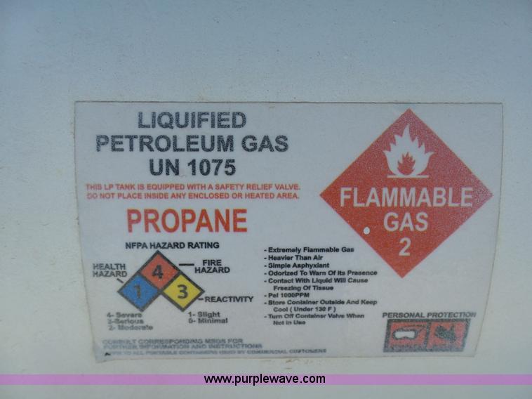 image for item DB4504 1997 GMC C7500 truck cab and chassis