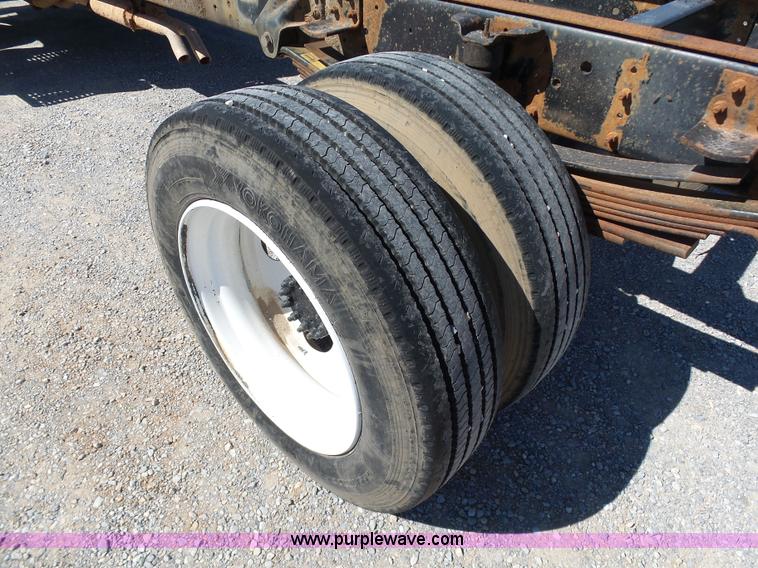 image for item DB4504 1997 GMC C7500 truck cab and chassis