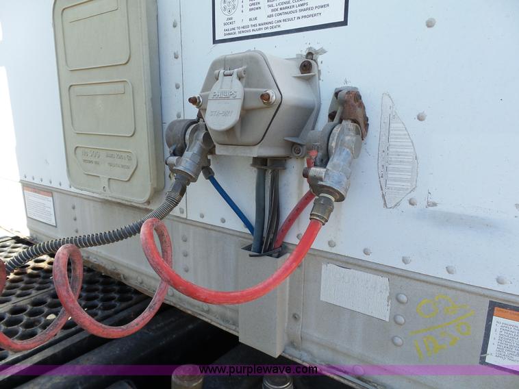 image for item DB4505 2002 Great Dane dry van trailer