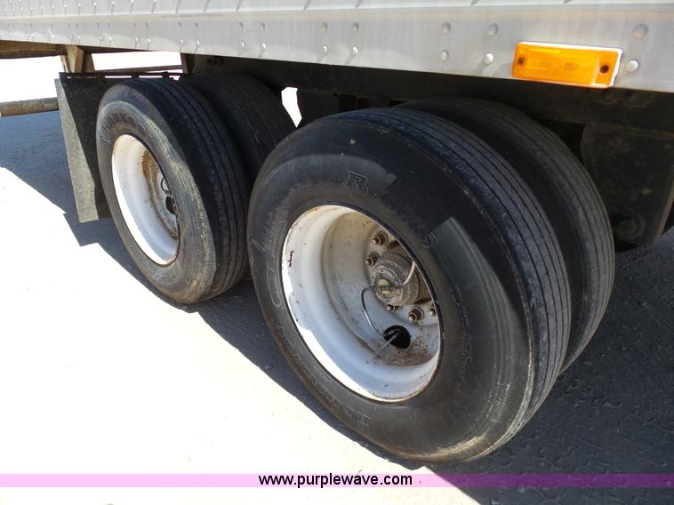 image for item DB4505 2002 Great Dane dry van trailer