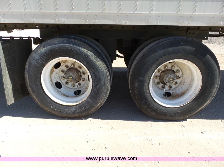 image for item DB4505 2002 Great Dane dry van trailer