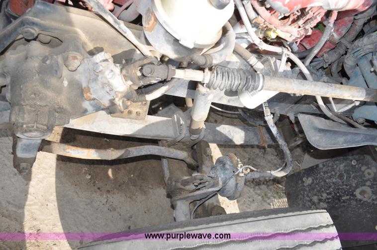 image for item G7470 2010 Peterbilt 387 semi truck