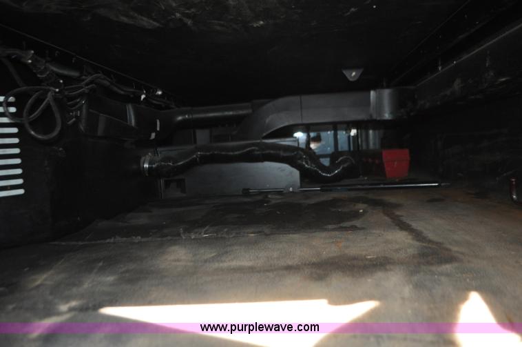 image for item G7470 2010 Peterbilt 387 semi truck