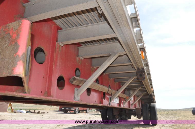 image for item G7471 2003 Transcraft Eagle RS2 flatbed trailer