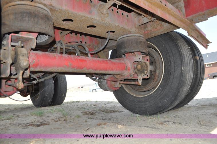 image for item G7471 2003 Transcraft Eagle RS2 flatbed trailer