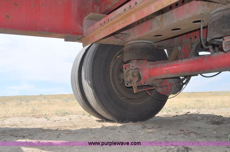 image for item G7471 2003 Transcraft Eagle RS2 flatbed trailer