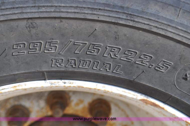 image for item G7471 2003 Transcraft Eagle RS2 flatbed trailer