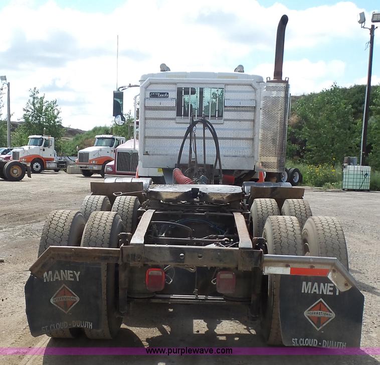 image for item J1644 2008 International 5900i semi truck