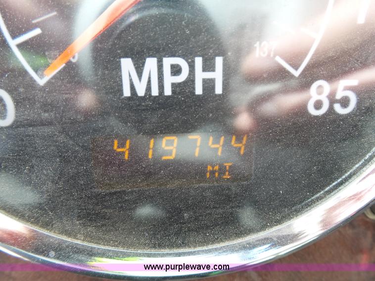 image for item J1644 2008 International 5900i semi truck