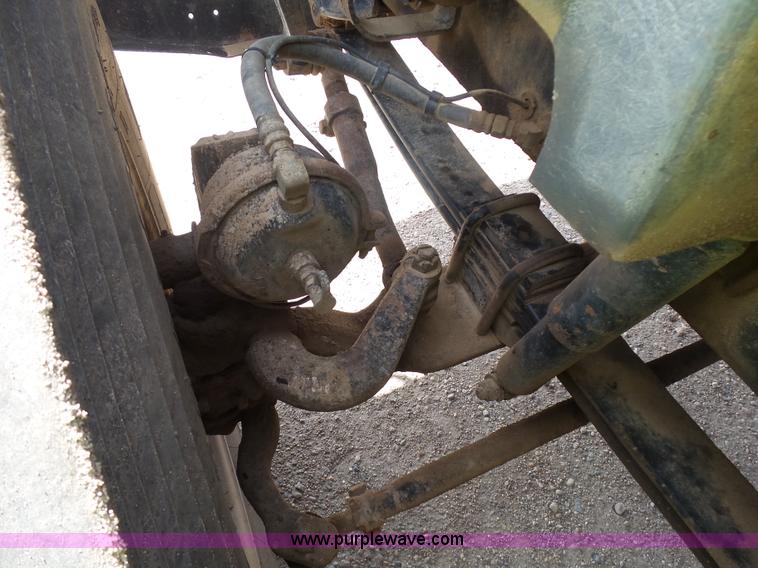 image for item J1644 2008 International 5900i semi truck