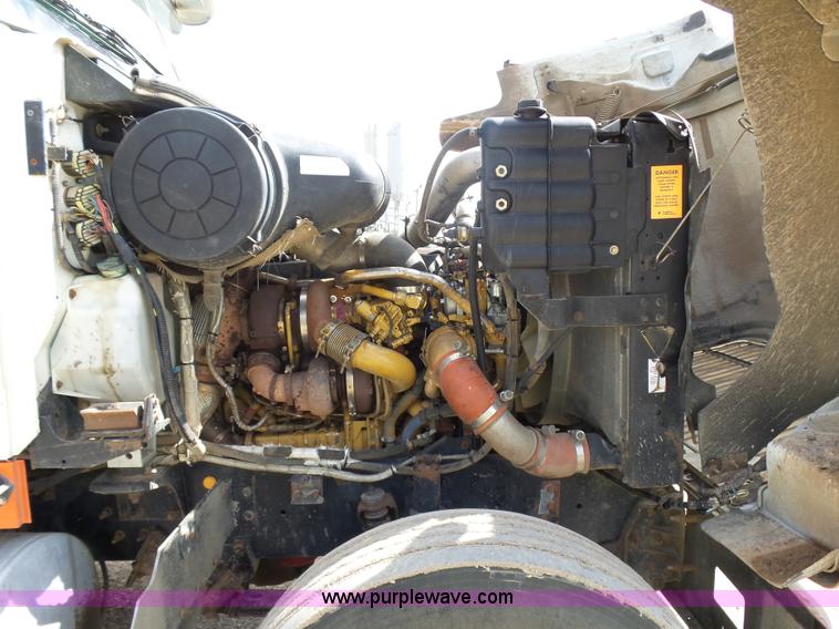 image for item J1644 2008 International 5900i semi truck