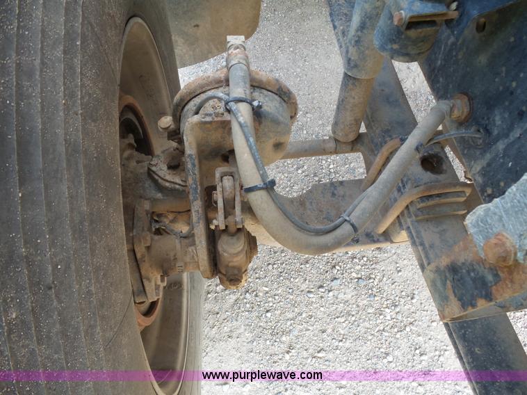 image for item J1644 2008 International 5900i semi truck