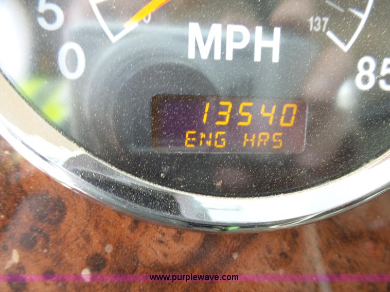 image for item J1646 2008 International 5900i semi truck