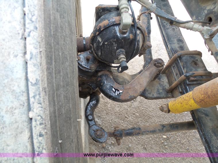 image for item J1646 2008 International 5900i semi truck