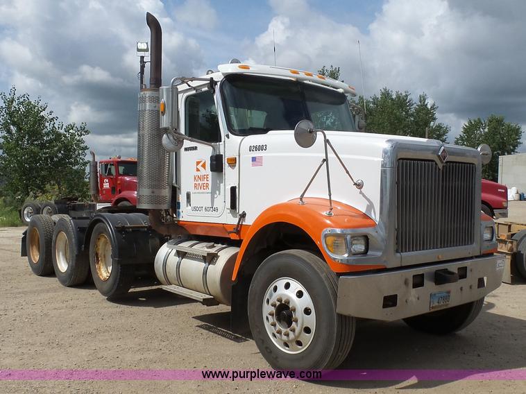 image for item J1648 2008 International 5900i semi truck