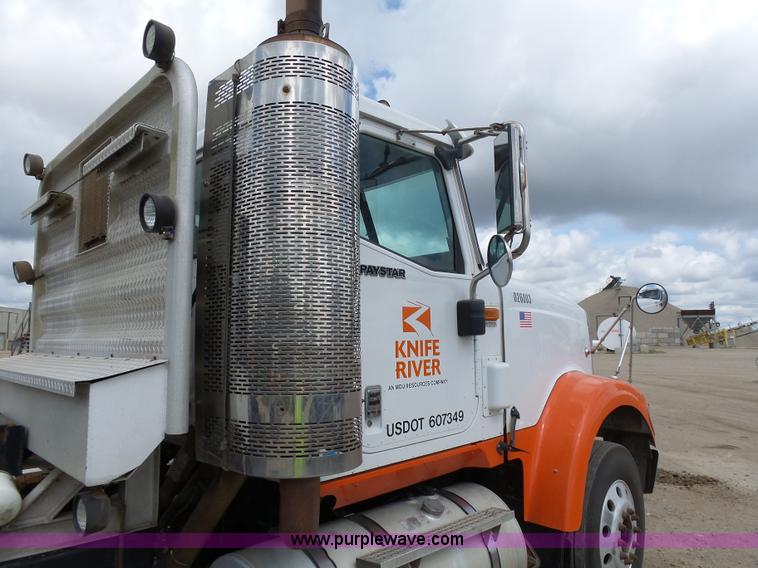 image for item J1648 2008 International 5900i semi truck