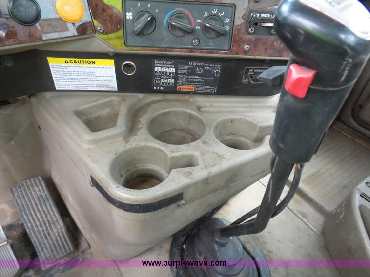 image for item J1648 2008 International 5900i semi truck